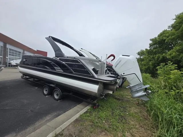 Slide: The Image of Bennington 23 QXFBA 2023 - 2