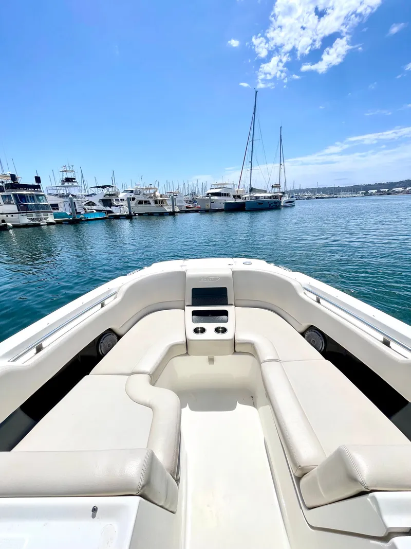 Slide: The Image of Boston Whaler 270 Vantage 2017 - 7