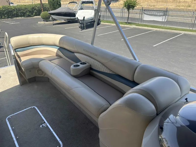 Slide: The Image of Bennington 2575 RL 2007 - 9