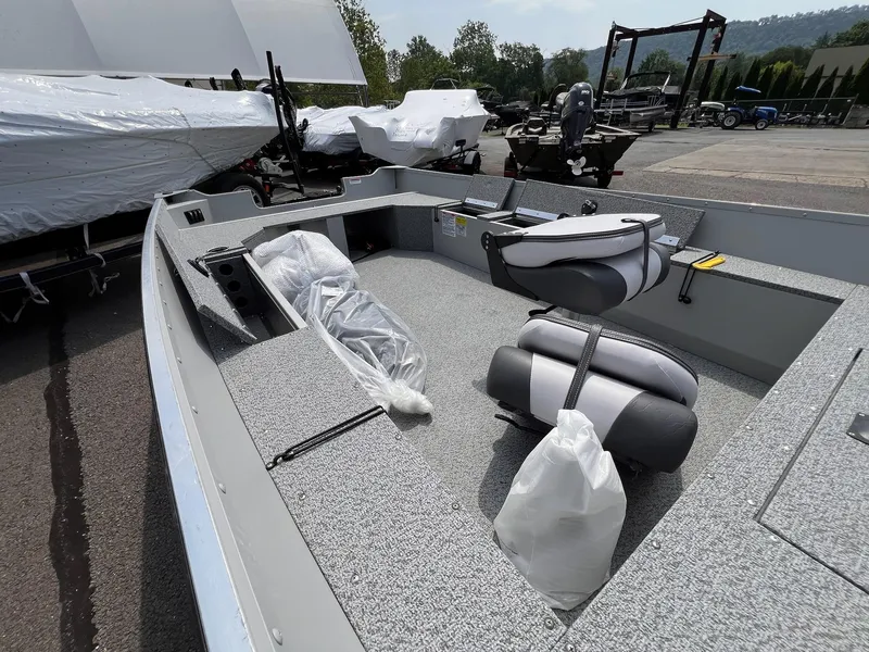 Slide: The Image of Starcraft Patriot 16 TL 2025 - 14