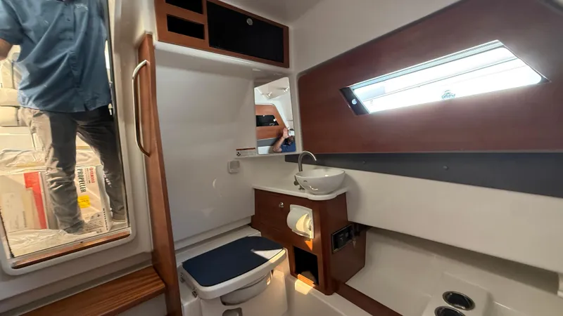 Slide: The Image of Pursuit S 328 Sport 2025 - 53