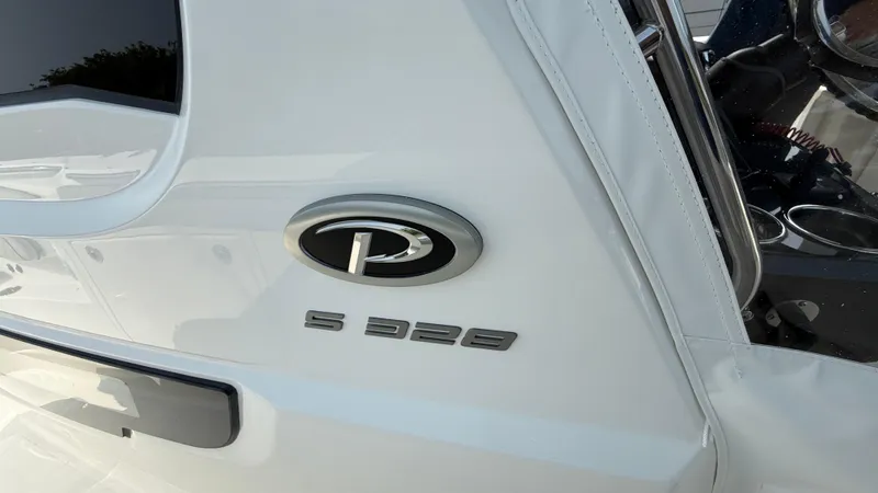 Slide: The Image of Pursuit S 328 Sport 2025 - 58