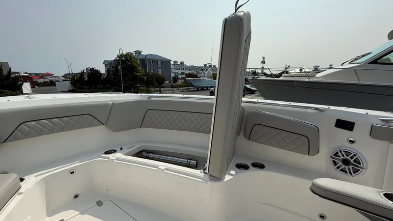 Slide: The Image of Pursuit S 328 Sport 2025 - 71