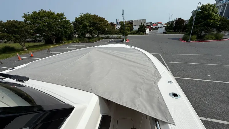 Slide: The Image of Pursuit S 328 Sport 2025 - 80