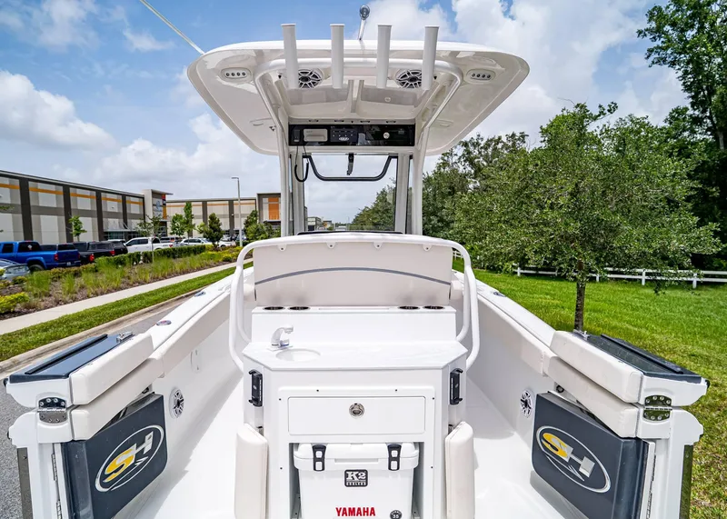 Slide: The Image of Sea Hunt Ultra 265 SE 2026 - 16