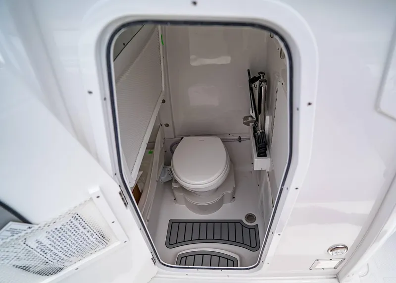 Slide: The Image of Sea Hunt Ultra 265 SE 2026 - 21