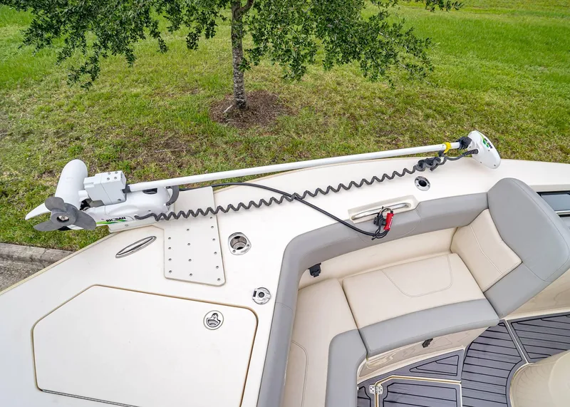 Slide: The Image of Scout 305 LXF 2023 - 15