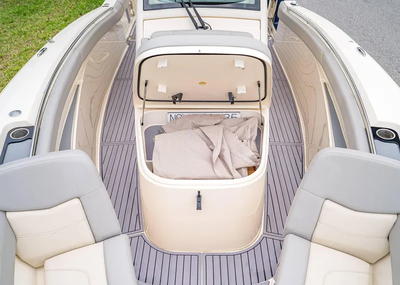 Slide: The Image of Scout 305 LXF 2023 - 30