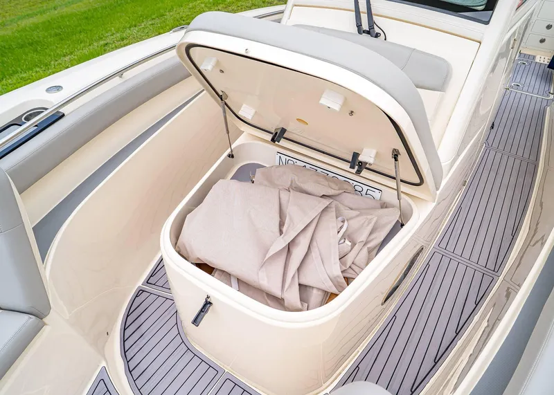 Slide: The Image of Scout 305 LXF 2023 - 31