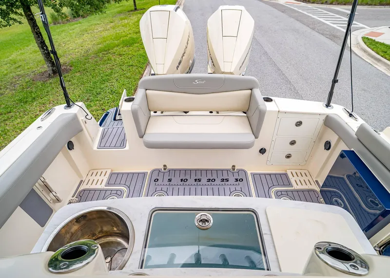 Slide: The Image of Scout 305 LXF 2023 - 7