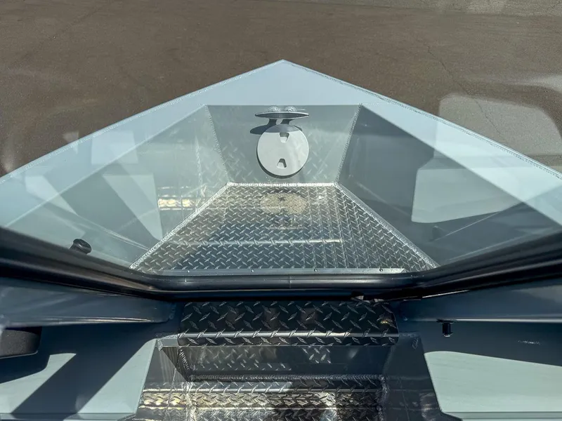 Slide: The Image of Hewescraft 200 ProV ET 2025 - 9