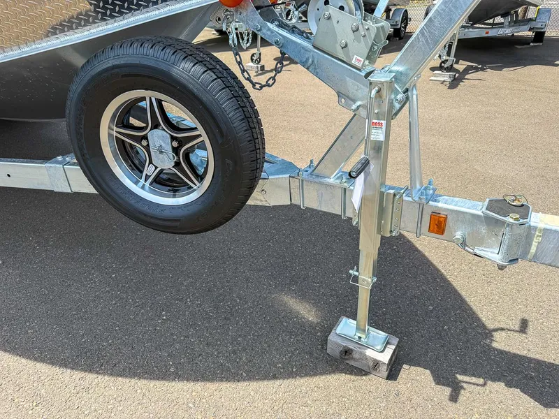 Slide: The Image of Hewescraft 220 Pioneer 2026 - 23