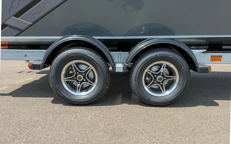 Slide: The Image of Hewescraft 220 Pioneer 2026 - 24