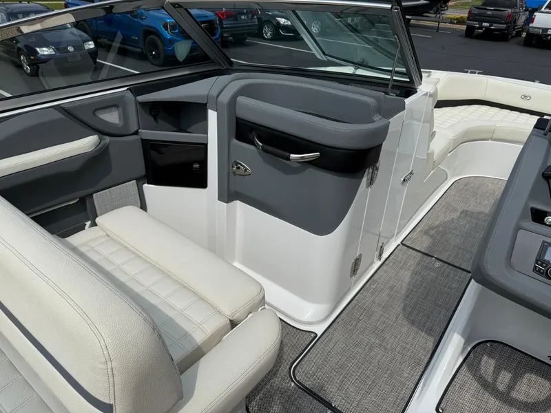 Slide: The Image of Cobalt R5 2019 - 13