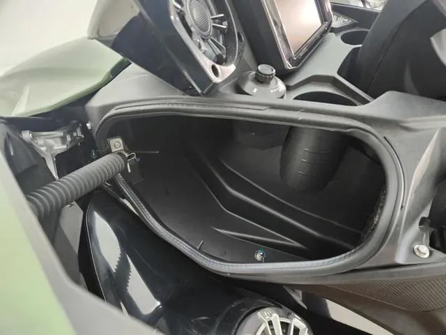 Slide: The Image of Kawasaki Ultra 160 2025 - 17