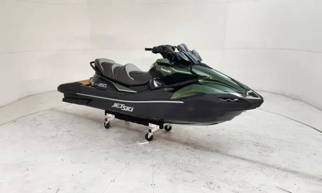 Slide: The Image of Kawasaki Ultra 160 2025 - 3