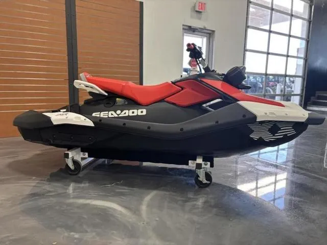 The Image of Sea-Doo Spark Trixx for 3 2025 - 1