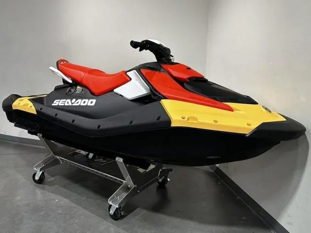 Slide: The Image of Sea-Doo Spark for 3 2025 - 5