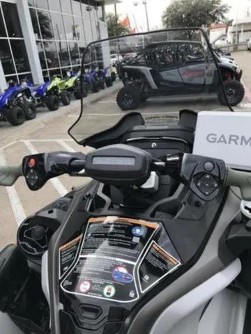 Slide: The Image of Sea-Doo FISH PRO 2025 - 10