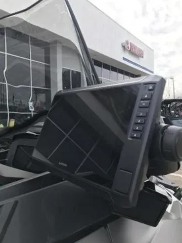 Slide: The Image of Sea-Doo FISH PRO 2025 - 11