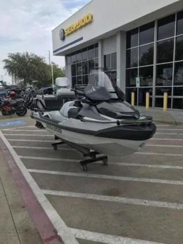 Slide: The Image of Sea-Doo FISH PRO 2025 - 3