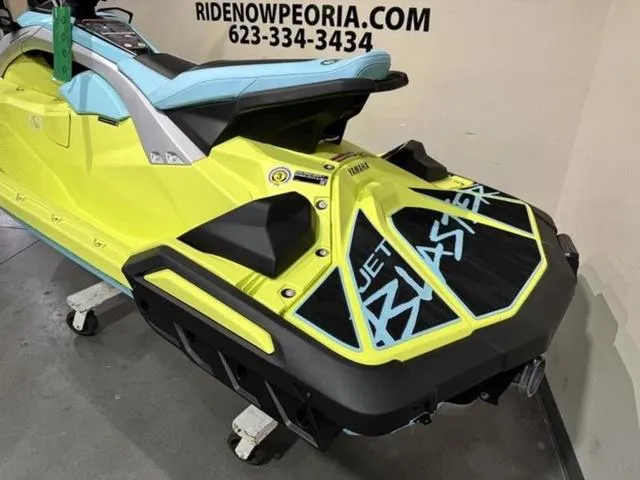 Slide: The Image of Yamaha JetBlaster PRO 3-Up 2025 - 10