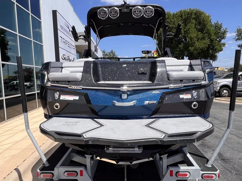 Slide: The Image of MasterCraft XStar S 2022 - 7