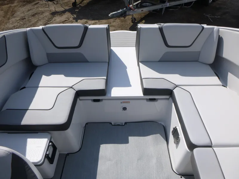 Slide: The Image of 2025 Yamaha Boats AR220 interior seating with modern design and comfortable upholstery. - 8
