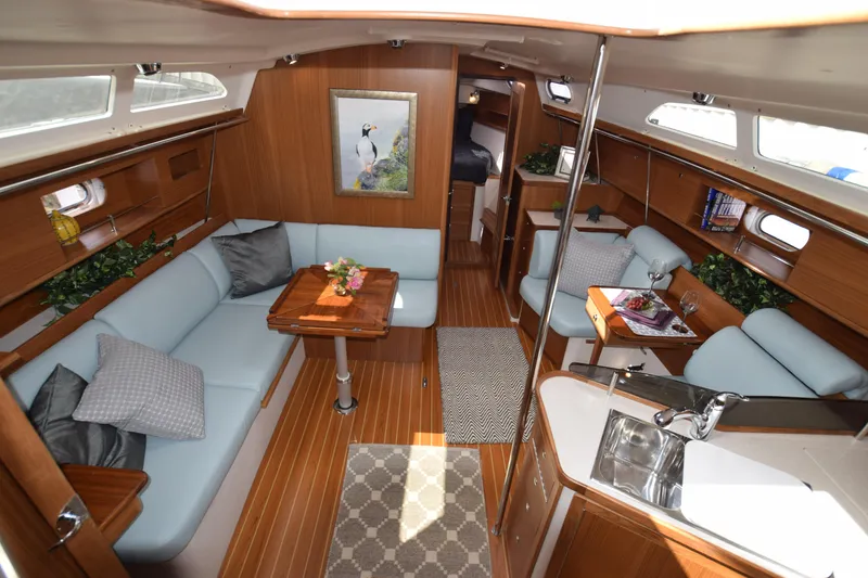 Slide: The Image of C385 # 62 Salon - 15