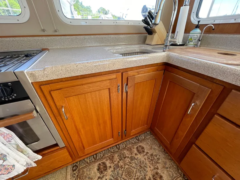 Slide: The Image of American Tug 34 2005 - 16