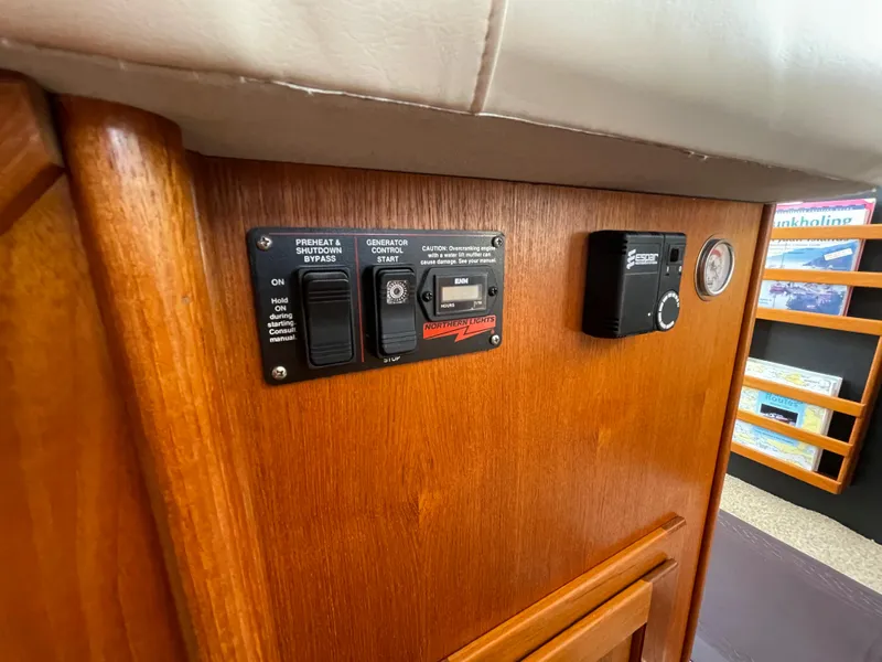 Slide: The Image of American Tug 34 2005 - 37