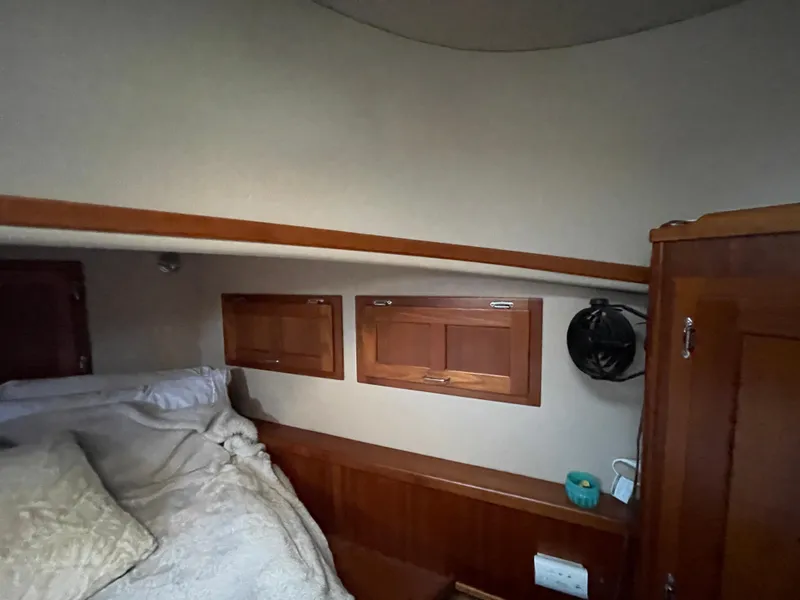 Slide: The Image of American Tug 34 2005 - 43