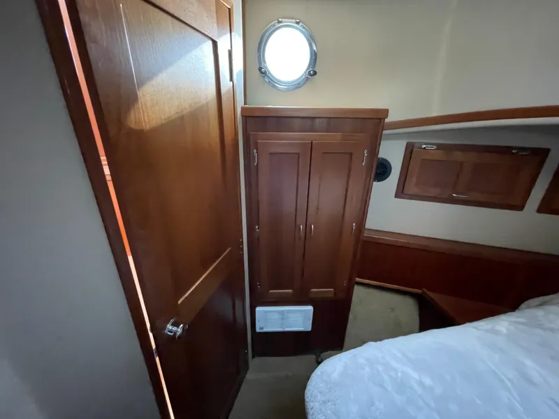 Slide: The Image of American Tug 34 2005 - 44