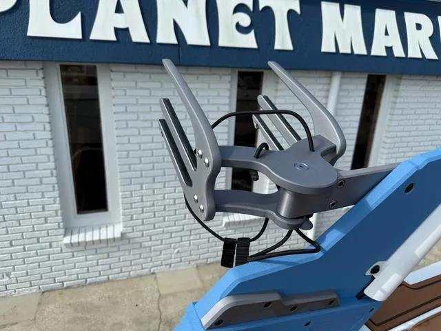 Slide: The Image of Malibu Wakesetter MXZ 23 MXZ 2025 - 19