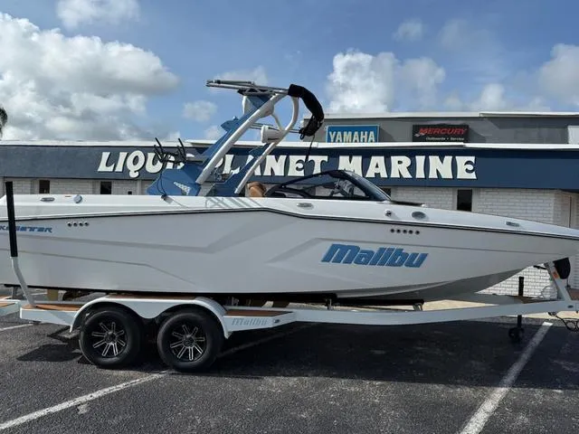 Slide: The Image of Malibu Wakesetter MXZ 23 MXZ 2025 - 3