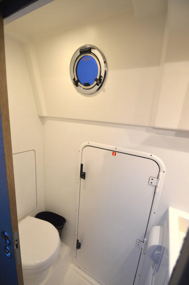 Slide: The Image of Prestige 630 2017 - 105