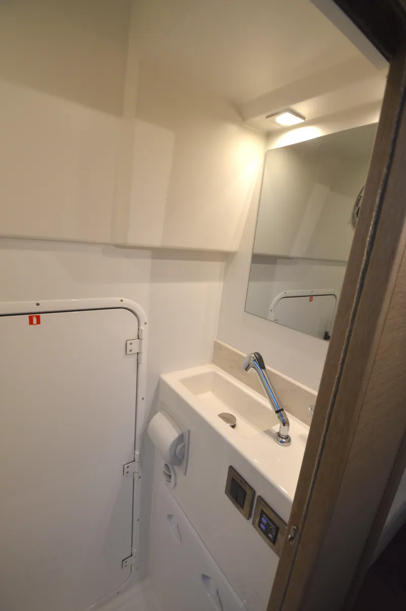 Slide: The Image of Prestige 630 2017 - 107