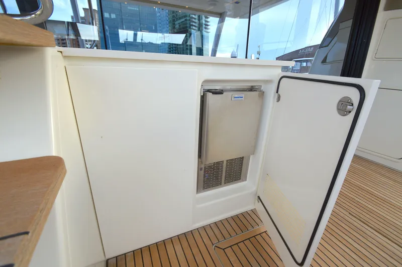 Slide: The Image of Prestige 630 2017 - 13