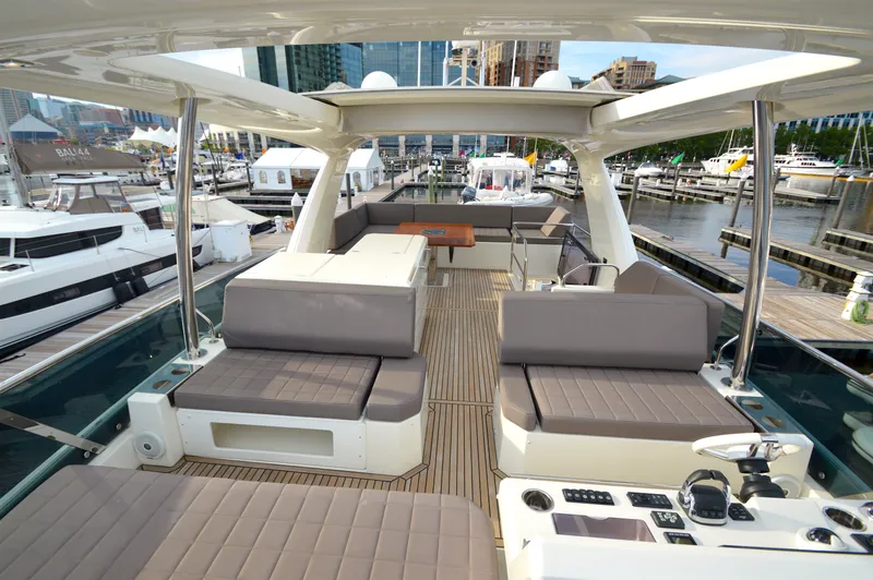 Slide: The Image of Prestige 630 2017 - 23