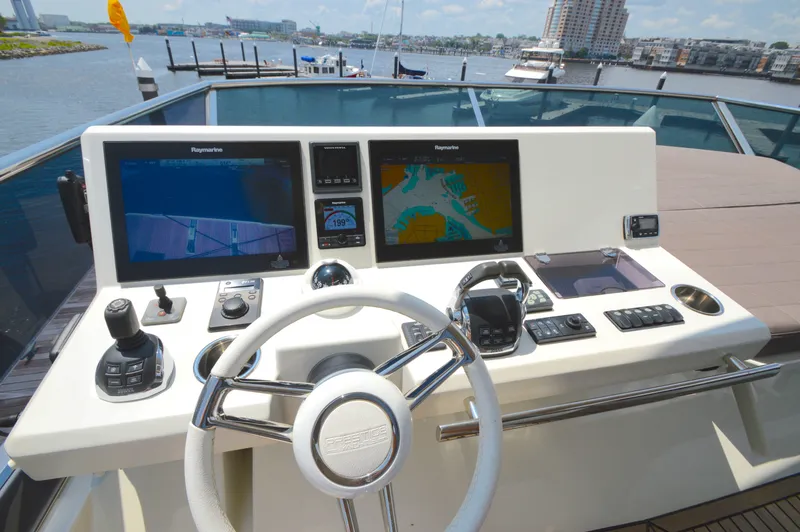 Slide: The Image of Prestige 630 2017 - 32