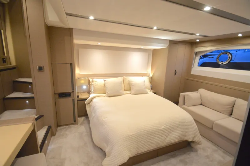 Slide: The Image of Prestige 630 2017 - 68