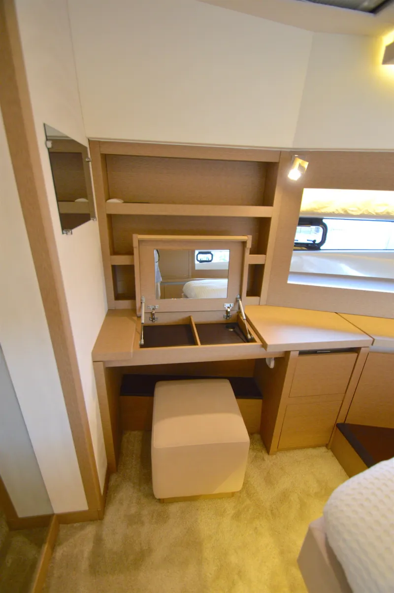 Slide: The Image of Prestige 630 2017 - 95