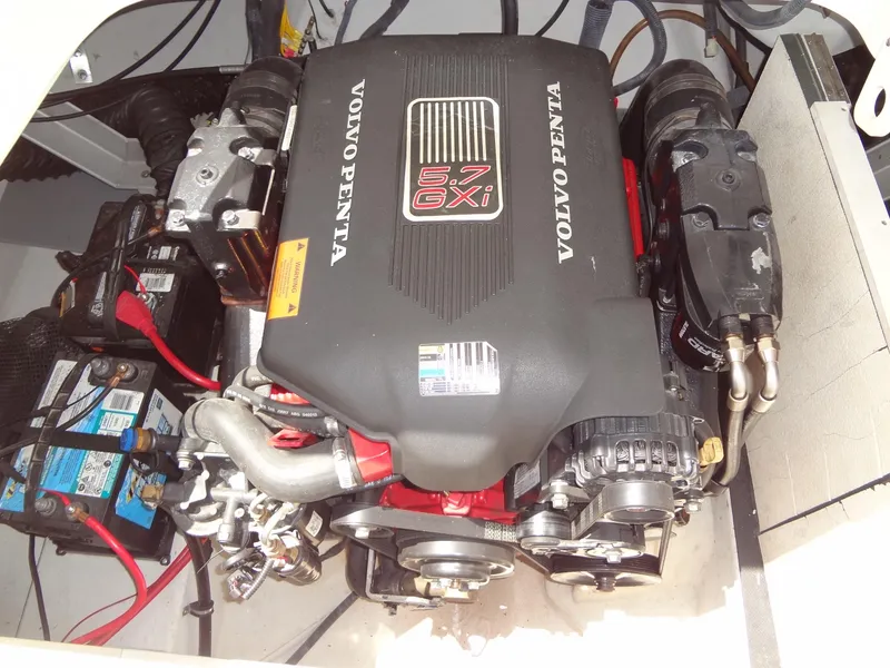 Slide: The Image of Volvo Penta 5.7 GXI engine in a 2004 Cobalt 240 boat. - 35