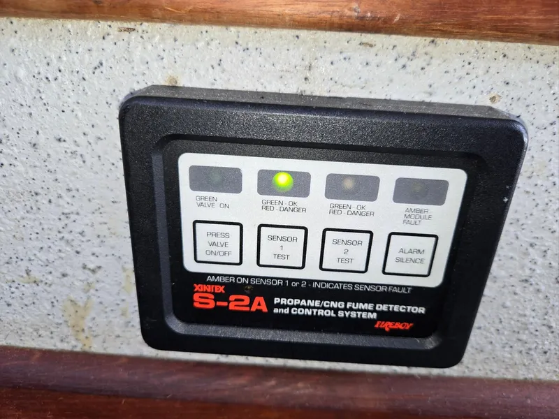Slide: The Image of Propane/CNG fume detector control panel on 1995 SeaSport 2400 Explorer boat. - 42