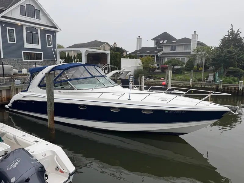 The Image of Formula 370 Super Sport 2005 - 0