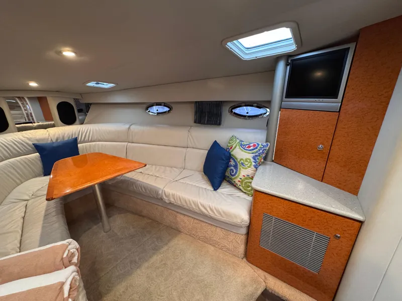 Slide: The Image of Formula 370 Super Sport 2005 - 25