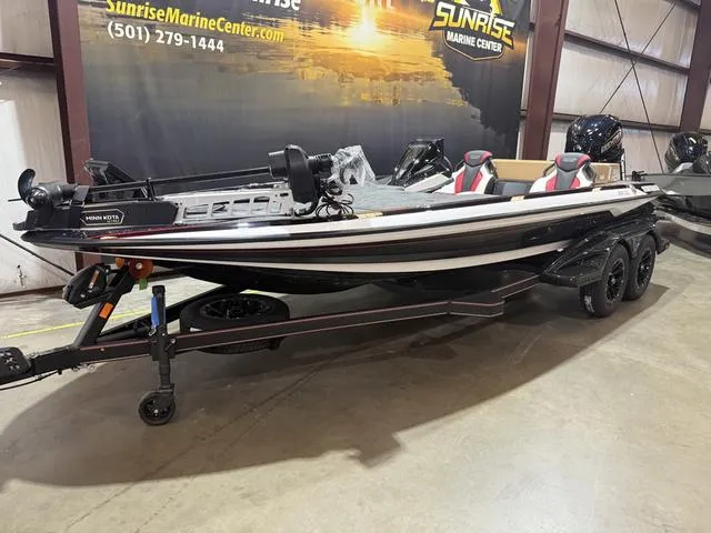 Slide: The Image of Skeeter FXR21 Limited 2025 - 2
