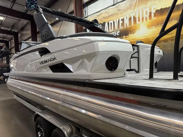 Slide: The Image of Veranda V One 25 2025 - 8