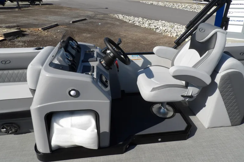 Slide: The Image of Captain's seat and console of 2025 Veranda VISTA SPORT 22 boat, featuring modern design. - 7