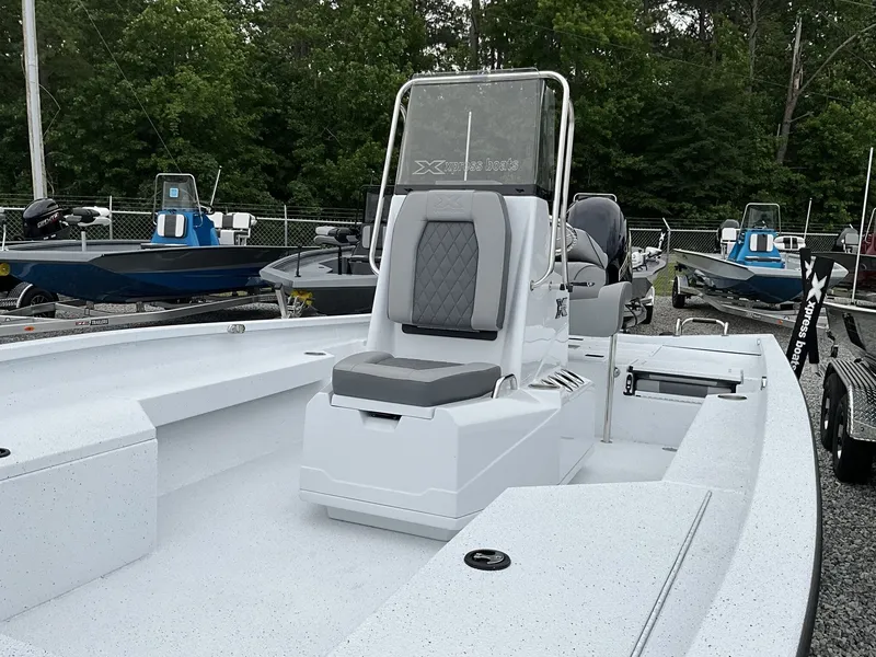 Slide: The Image of Xpress H22B Bay 2026 - 4